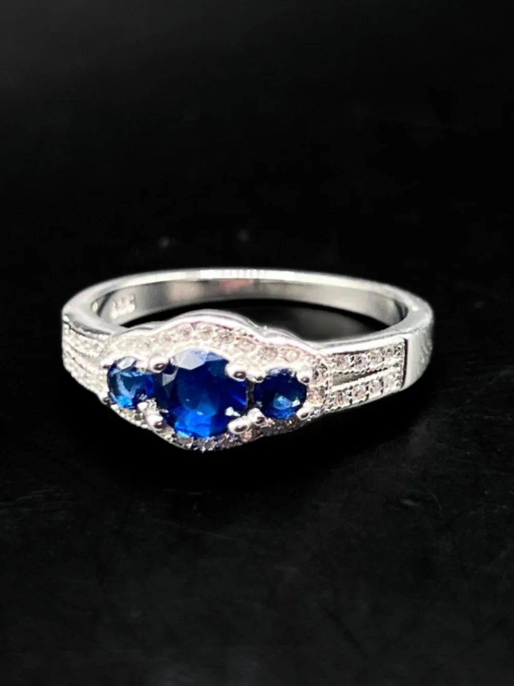 Vintage Blue Kyanite and Iolite Sterling Silver Three-Stone Ring Size 8 Stamped